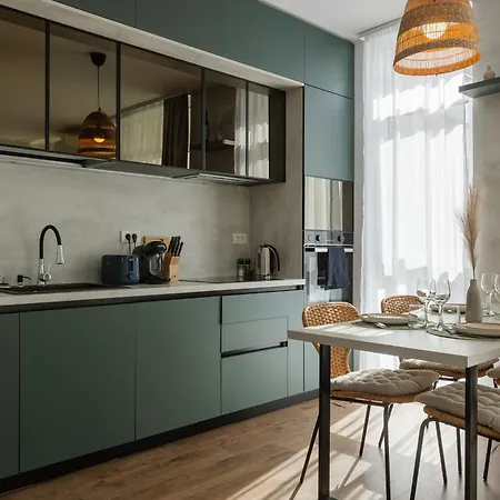 Moderne Avec Balcon, Parking Prive Et Wi-fi Rapide, Centre تيميشورا