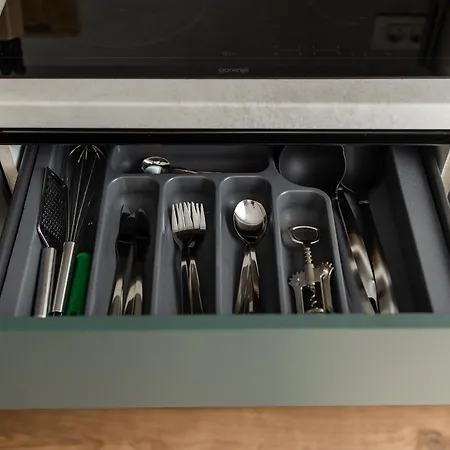 Moderne Avec Balcon, Parking Prive Et Wi-fi Rapide, Centre شقة *