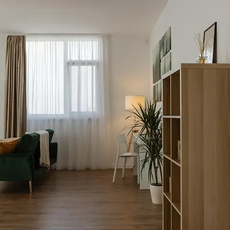شقة Moderne Avec Balcon, Parking Prive Et Wi-fi Rapide, Centre