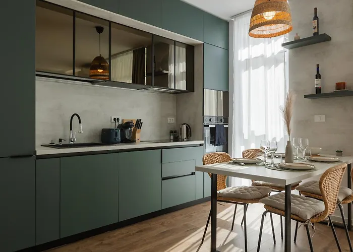 Modern With Balcony, Private Parking And Fast Wi-fi, Center Timişoara