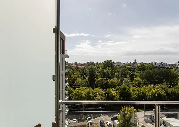 Lägenhet Modern With Balcony, Private Parking And Fast Wi-fi, Center