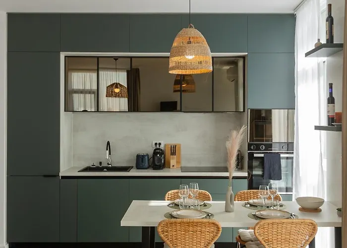 Modern With Balcony, Private Parking And Fast Wi-fi, Center * Timişoara