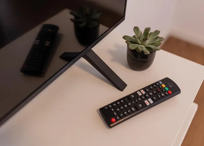 Apartment Modern With Balcony, Private Parking And Fast Wi-fi, Center Timişoara