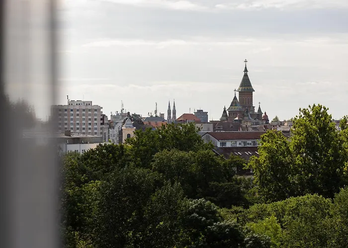 Appartement Modern With Balcony, Private Parking And Fast Wi-fi, Center