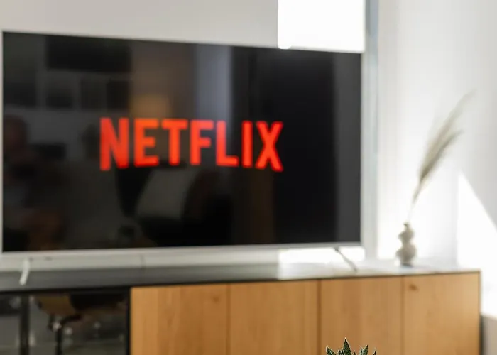 Modern With Balcony, Private Parking And Fast Wi-fi, Center Appartement *